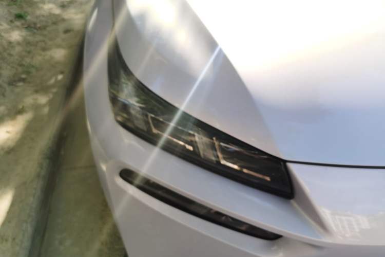 Used AION V 2021 Plus 80 Pilot Intelligent Driving Edition Ternary Lithium Right Front Headlight