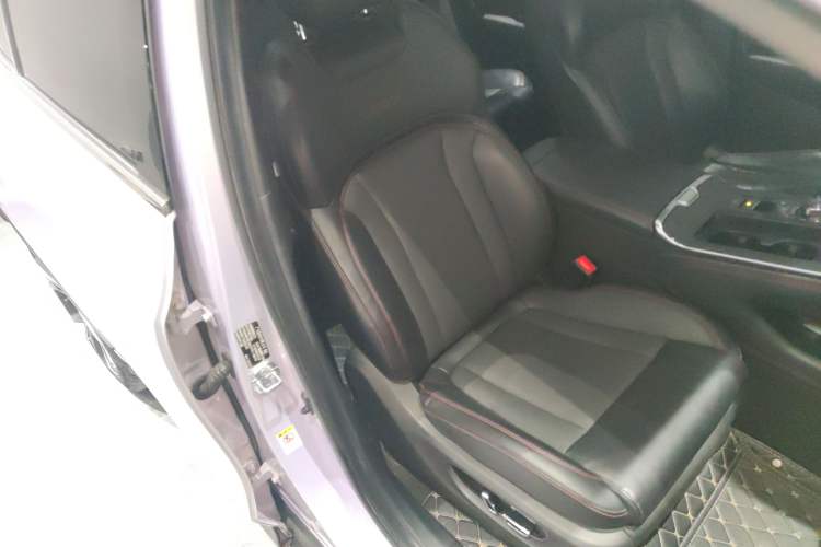Used AION V 2021 Plus 80 Pilot Intelligent Driving Edition Ternary Lithium Right Front Seat