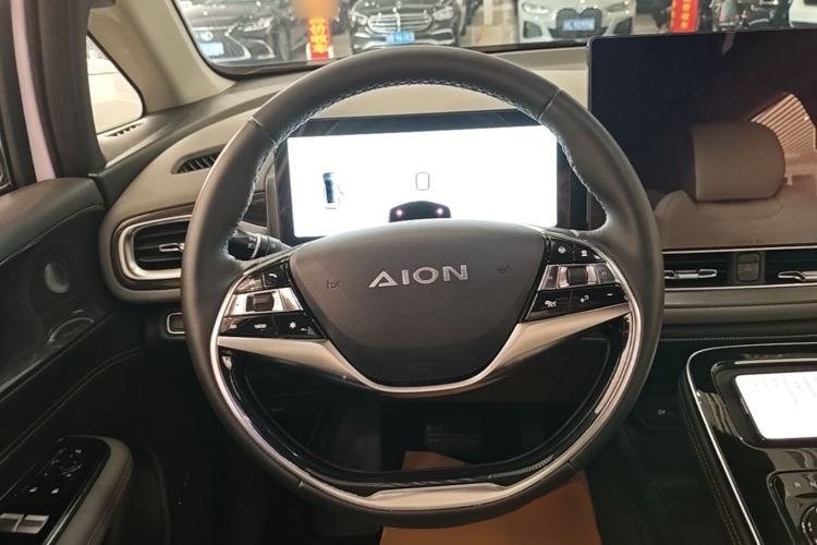 Used AION V 2021 Plus 80 Smart Technology Edition Ternary Lithium Steering Wheel