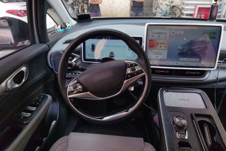 Used AION V 2021 Plus 70 Smart Technology Edition Lithium Iron Phosphate Steering Wheel