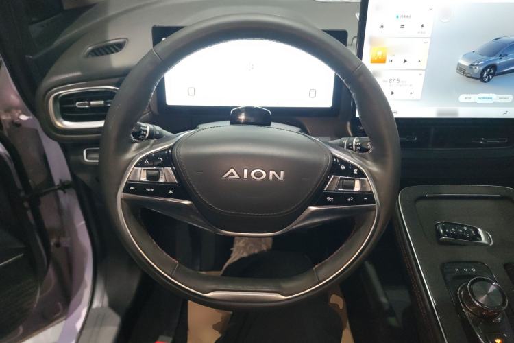 Used AION V 2021 Plus 80 Pilot Intelligent Driving Edition Ternary Lithium Steering Wheel
