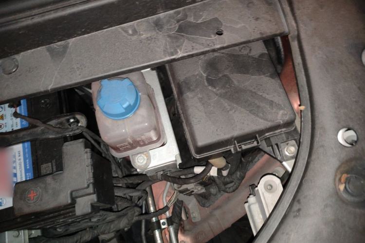 Used AION V 2021 Plus 70 Smart Technology Edition Lithium Iron Phosphate Engine Bay Left