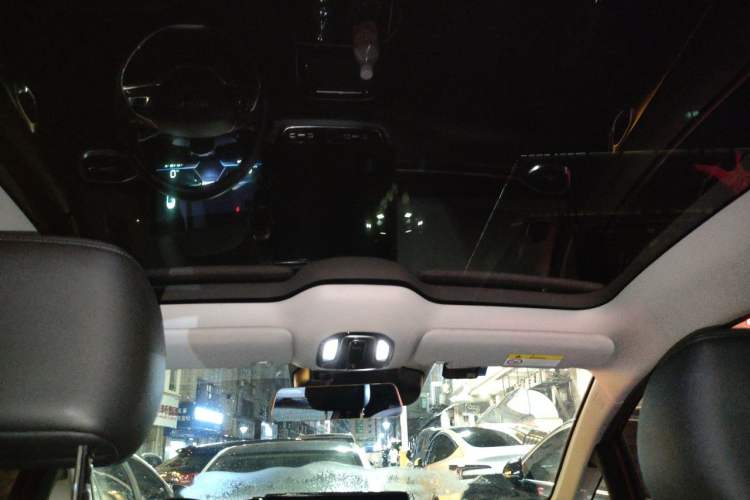 Used AION V 2021 Plus 70 Smart Technology Edition Lithium Iron Phosphate Headliner