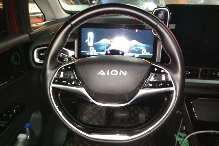 Used AION V 2021 Plus 70 Smart Technology Edition Lithium Iron Phosphate Steering Wheel