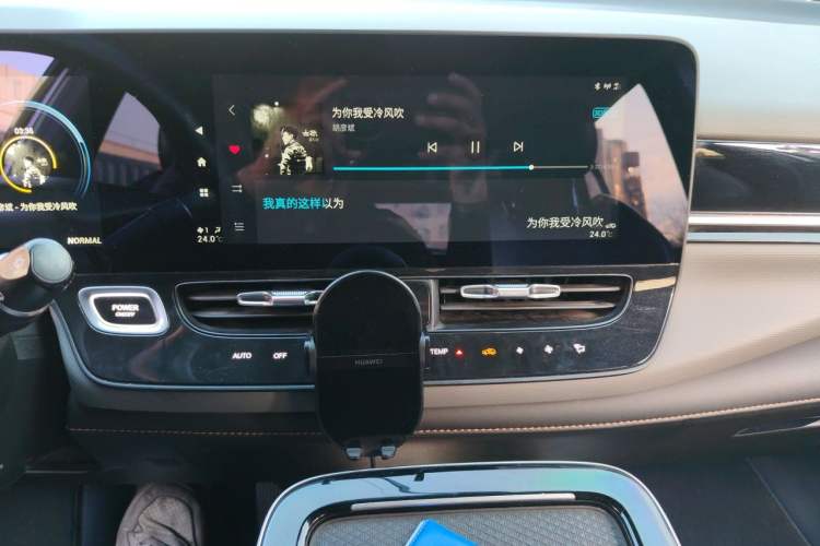 Used AION V 2021 Evolution Edition 70 Intelligent Leading Edition Audio And AC Panel