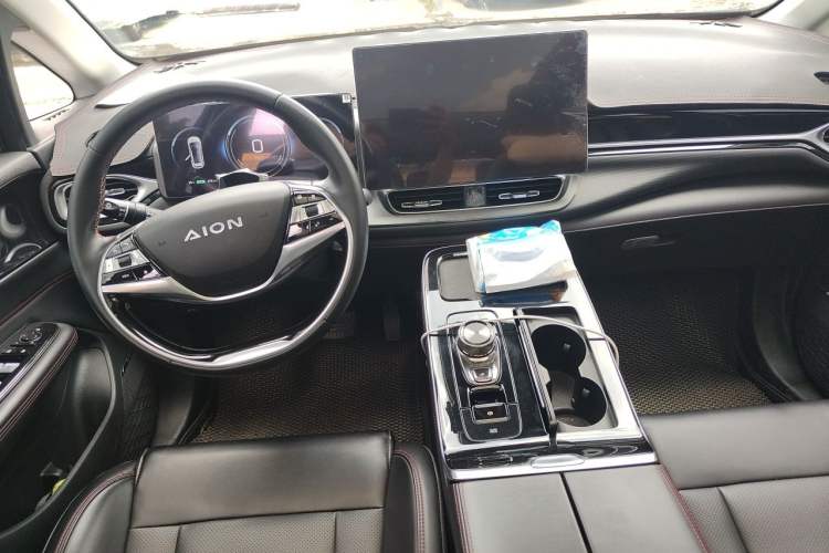 Used AION V 2021 Plus 70 Smart Technology Edition Lithium Iron Phosphate Center Console