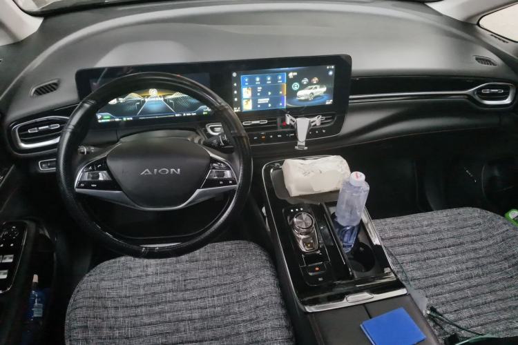Used AION V 2021 Evolution Edition 70 Intelligent Leading Edition Center Console