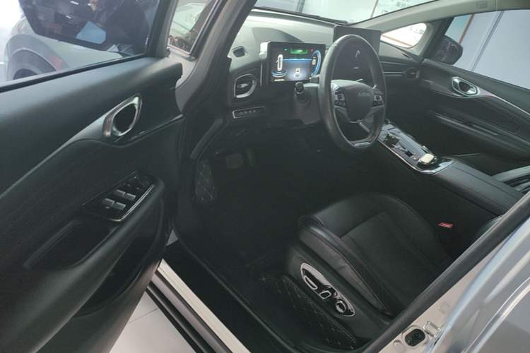 Used AION V 2021 Plus 80 Pilot Intelligent Driving Edition Ternary Lithium Driver Seat