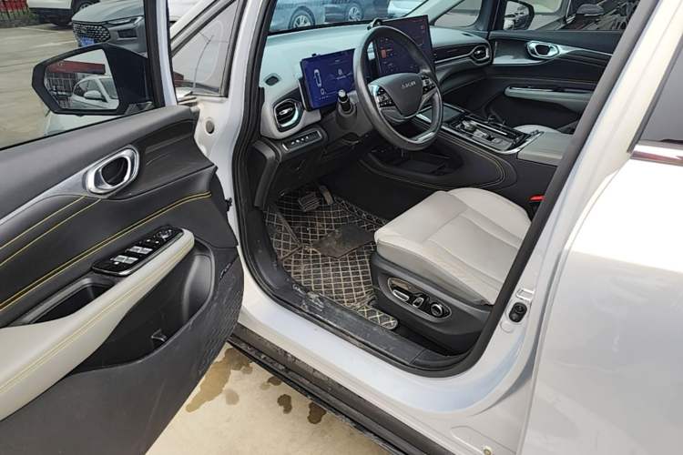 Used AION V 2021 Plus 80 Pilot Intelligent Driving Edition Ternary Lithium Driver Seat