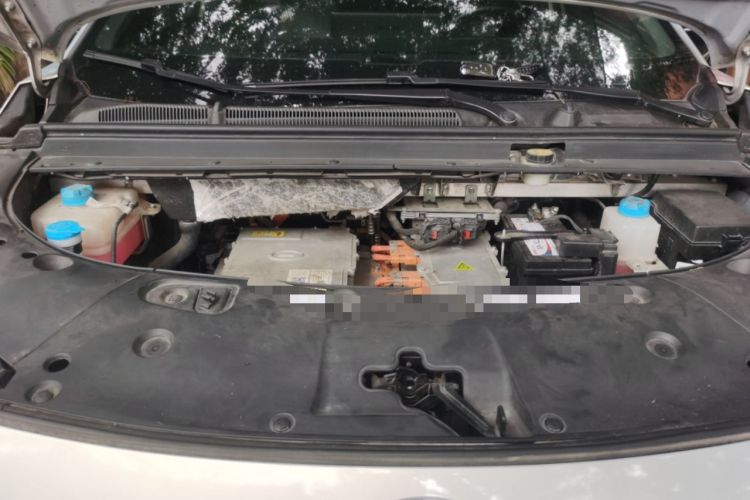 Used AION V 2021 Plus 70 Smart Edition Lithium Iron Phosphate Engine Bay