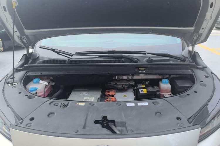 Used AION V 2021 Plus 80 Smart Technology Edition Ternary Lithium Engine Bay