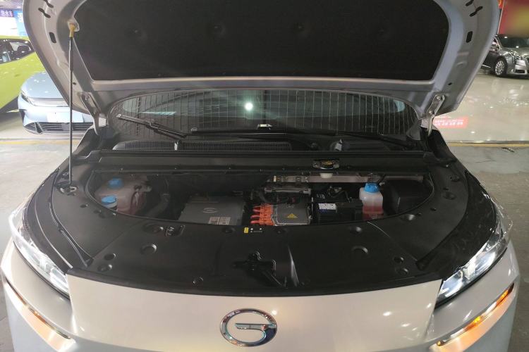 Used AION V 2021 Plus 70 Super Fast Charging Version Ternary Lithium Engine Bay