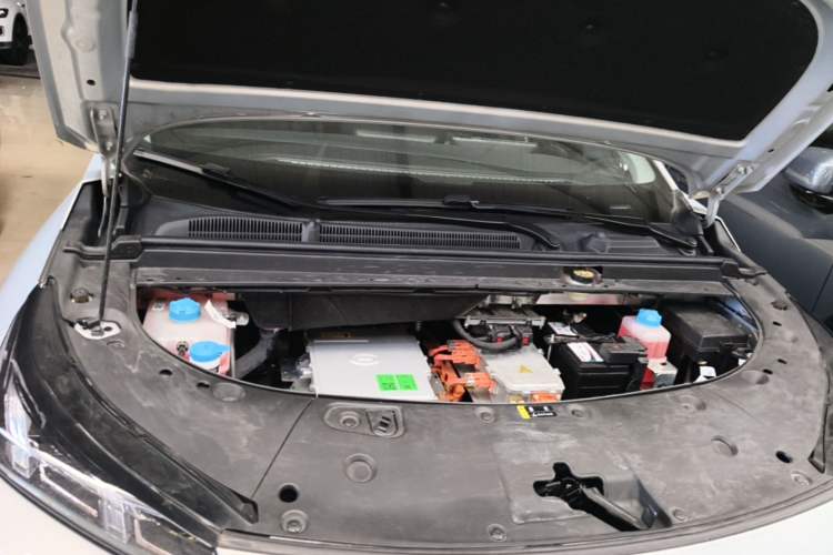 Used AION V 2021 Plus 70 Smart Technology Edition Lithium Iron Phosphate Engine Bay