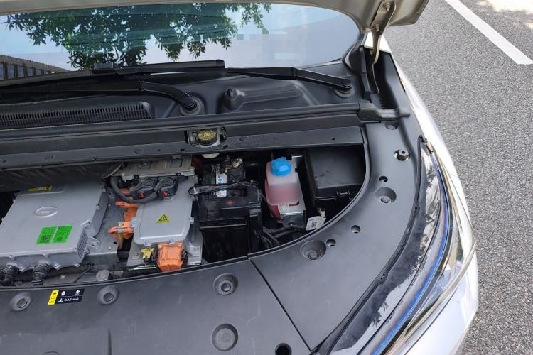 Used AION V 2021 Plus 70 Smart Technology Edition Lithium Iron Phosphate Engine Bay Left