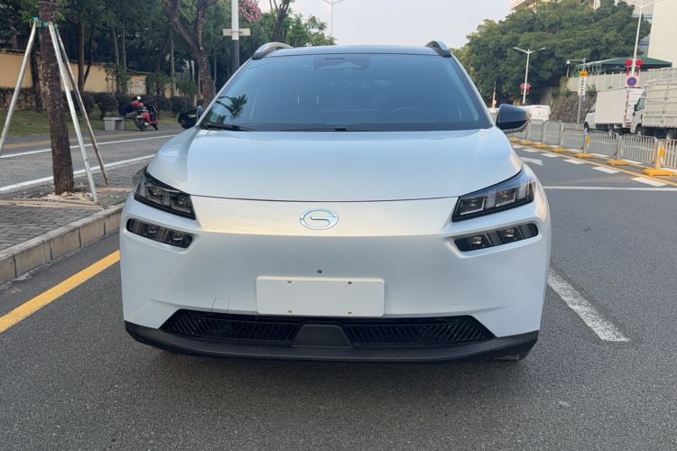 Used AION V 2021 Plus 70 Super Fast Charging Version Ternary Lithium Exterior 1