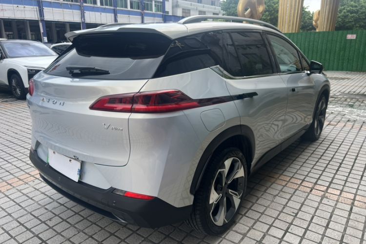 Used AION V 2021 Plus 70 Super Fast Charging Version Ternary Lithium Exterior 3