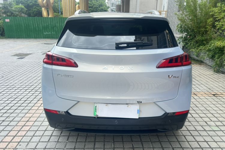 Used AION V 2021 Plus 70 Super Fast Charging Version Ternary Lithium Exterior 6