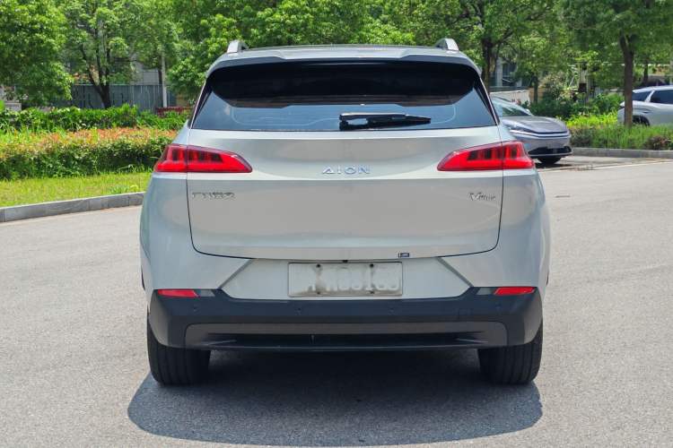 Used AION V 2021 Plus 80 Pilot Intelligent Driving Edition Ternary Lithium Exterior 6