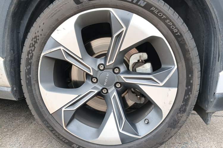 Used AION V 2021 Plus 70 Super Fast Charging Version Ternary Lithium Exterior 7
