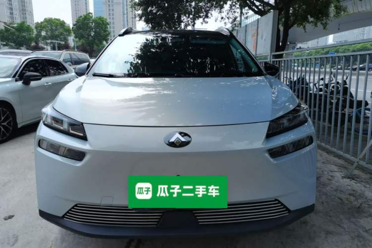 Used AION V  Front