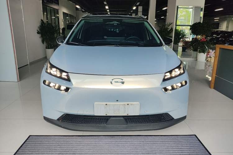 Used AION V 2021 Plus 80 Pilot Intelligent Driving Edition Ternary Lithium Front
