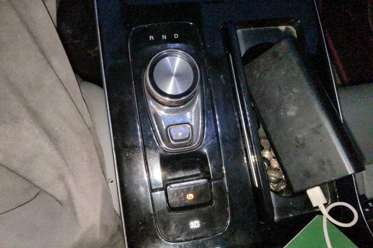 Used AION V 2021 Evolution Edition 70 Intelligent Leading Edition Gear Lever
