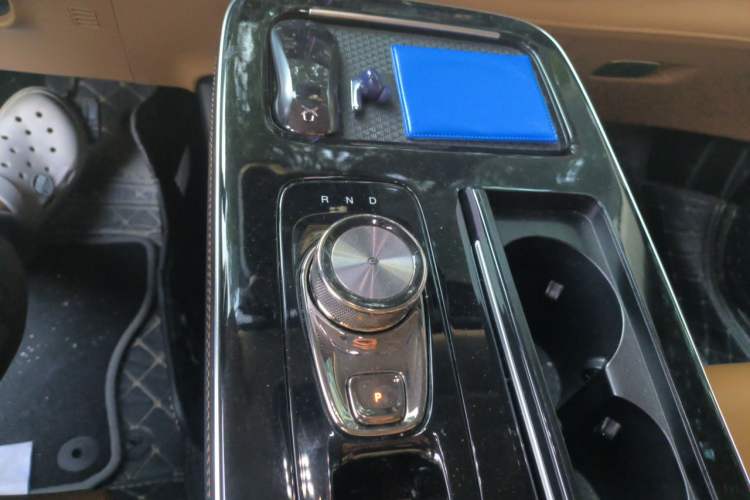 Used AION V 2021 Evolution Edition 70 Intelligent Leading Edition Gear Lever