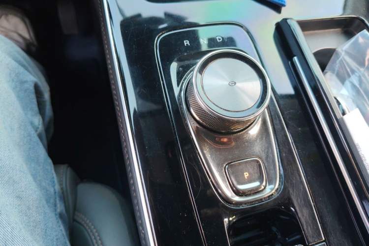 Used AION V 2021 Evolution Edition 70 Intelligent Leading Edition Gear Lever