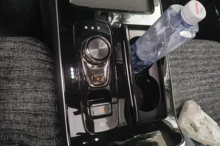 Used AION V 2021 Evolution Edition 70 Intelligent Leading Edition Gear Lever
