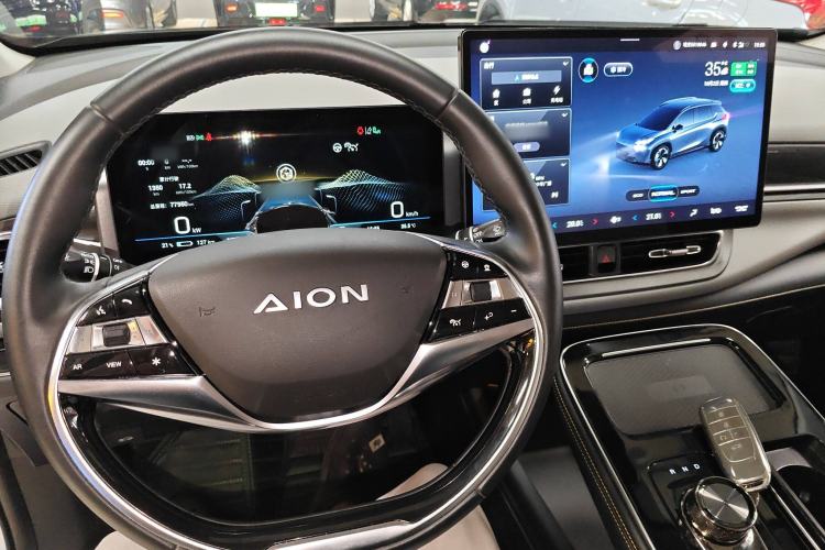 Used AION V 2021 Plus 80 Smart Technology Edition Ternary Lithium Interior 2