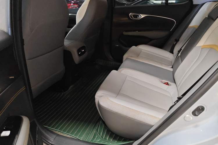 Used AION V 2021 Plus 80 Smart Technology Edition Ternary Lithium Interior 4