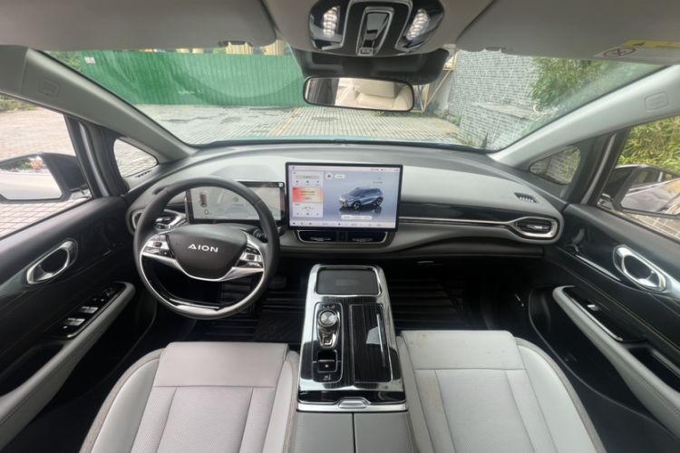 Used AION V 2021 Plus 70 Super Fast Charging Version Ternary Lithium Interior 6