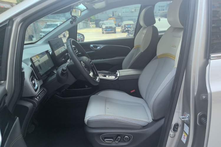 Used AION V 2021 Plus 80 Smart Technology Edition Ternary Lithium Left Front Seat