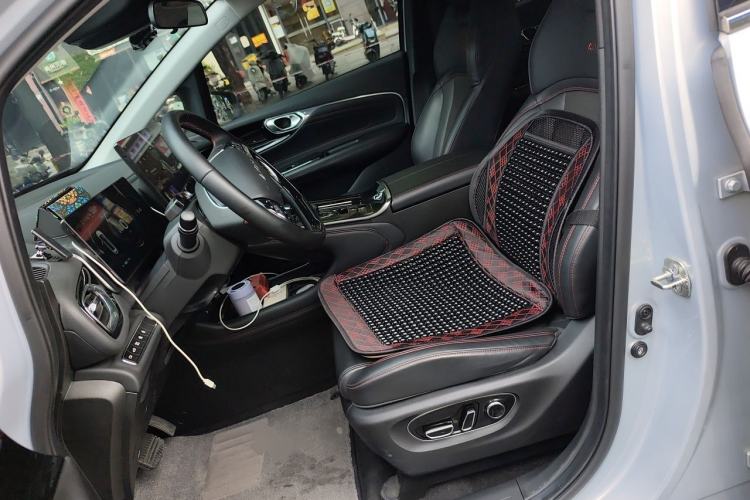 Used AION V 2021 Plus 70 Smart Technology Edition Lithium Iron Phosphate Left Front Seat