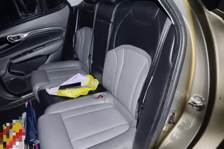 Used AION V 2021 Evolution Edition 70 Intelligent Leading Edition Left Rear Seat