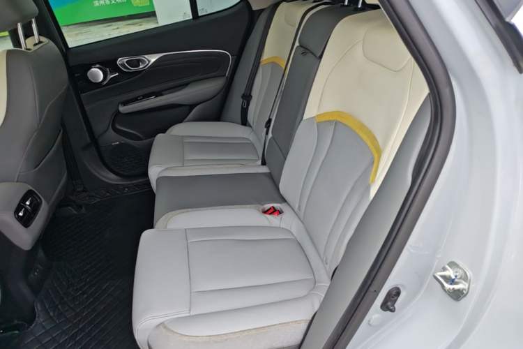 Used AION V 2021 Plus 70 Smart Edition Lithium Iron Phosphate Left Rear Seat