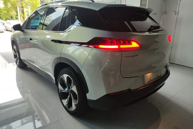 Used AION V 2021 Plus 80 Pilot Intelligent Driving Edition Ternary Lithium Rear Left 45 Deg