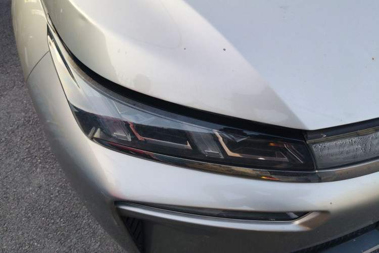 Used AION V 2021 Evolution Edition 70 Intelligent Leading Edition Right Front Headlight