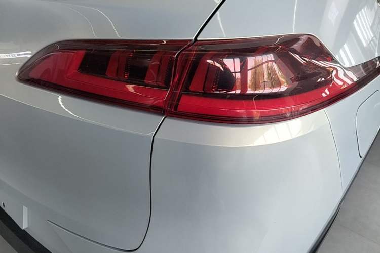 Used AION V 2021 Plus 70 Smart Edition Lithium Iron Phosphate Right Rear Taillight