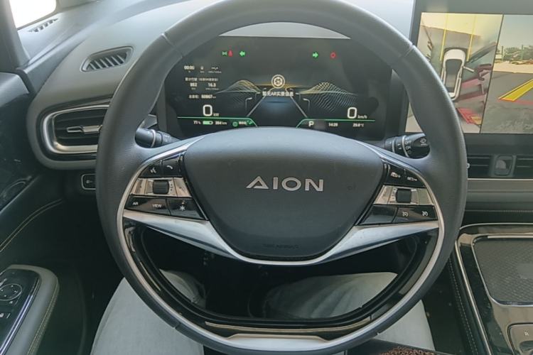Used AION V 2021 Plus 70 Smart Edition Lithium Iron Phosphate Steering Wheel