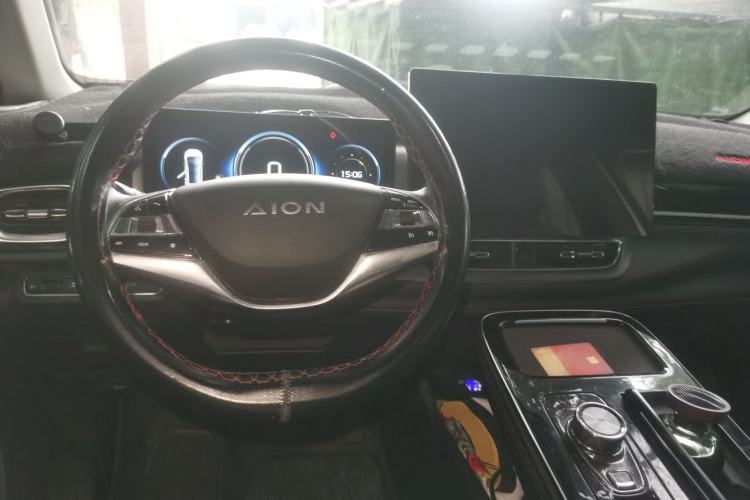 Used AION V 2021 Plus 70 Smart Edition Lithium Iron Phosphate Steering Wheel