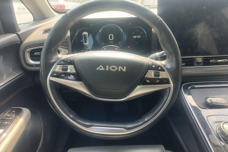 Used AION V 2021 Plus 80 Smart Technology Edition Ternary Lithium Steering Wheel