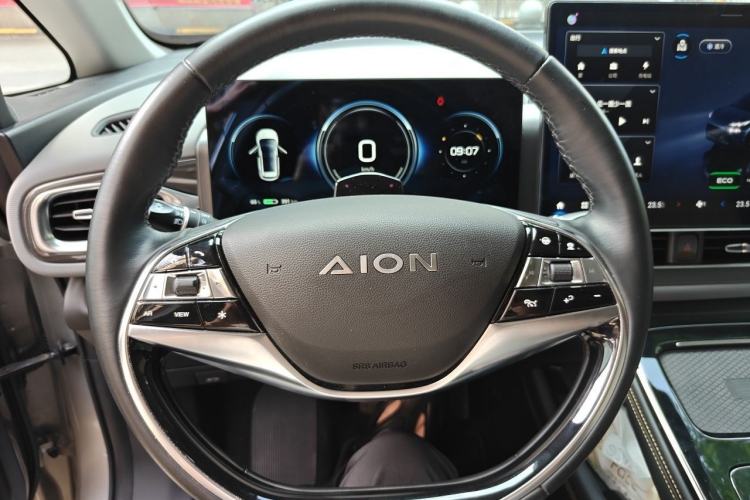 Used AION V 2021 Plus 80 Smart Technology Edition Ternary Lithium Steering Wheel