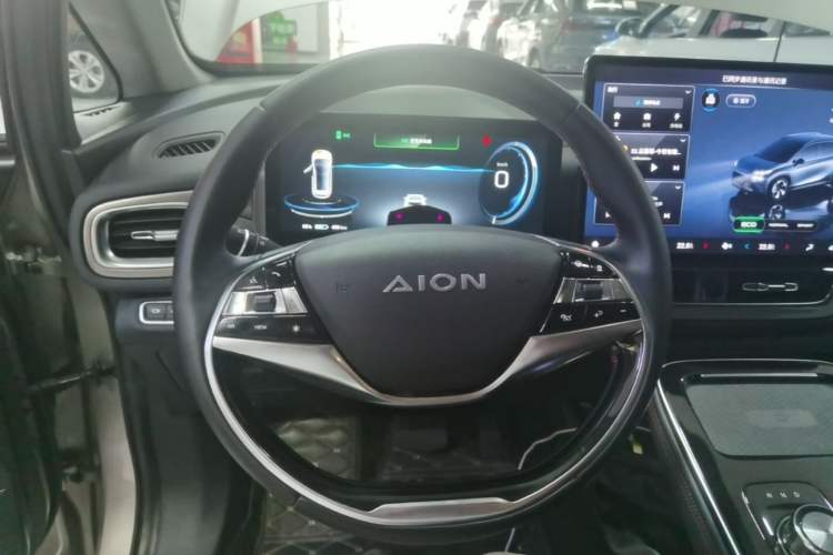 Used AION V 2021 Plus 80 Smart Technology Edition Ternary Lithium Steering Wheel