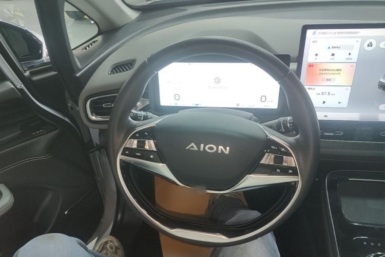 Used AION V 2021 Plus 70 Smart Edition Lithium Iron Phosphate Steering Wheel