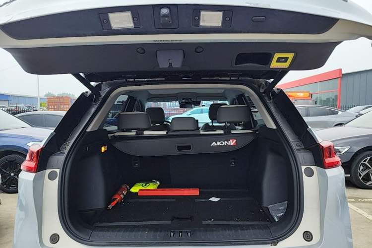 Used AION V 2021 Plus 80 Pilot Intelligent Driving Edition Ternary Lithium Trunk