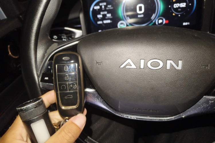 Used AION V 2021 Plus 70 Super Fast Charging Version Ternary Lithium Vehicle Key