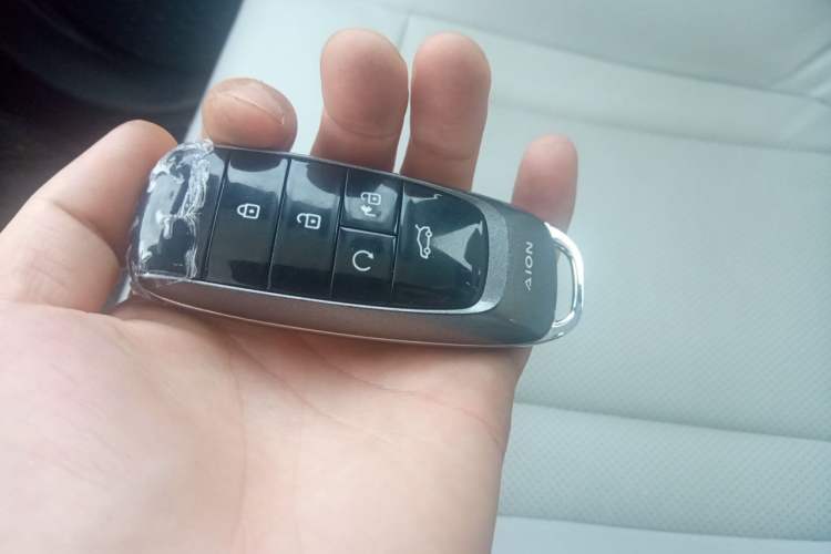 Used AION V 2021 Plus 80 Smart Technology Edition Ternary Lithium Vehicle Key