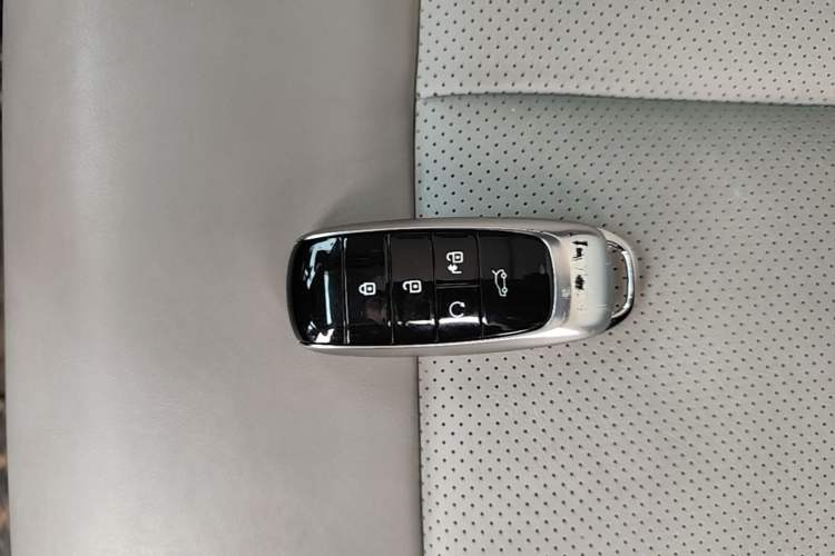 Used AION V 2021 Plus 80 Pilot Intelligent Driving Edition Ternary Lithium Vehicle Key
