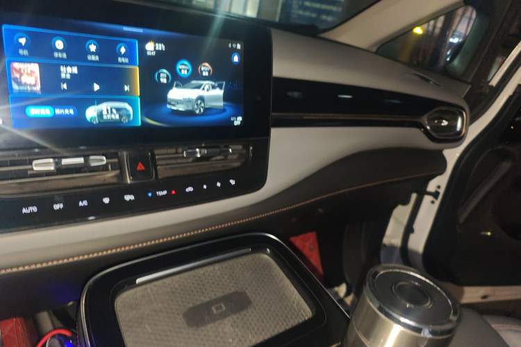 Used AION V 2021 Evolution Edition 70 Intelligent Leading Edition Audio And AC Panel
